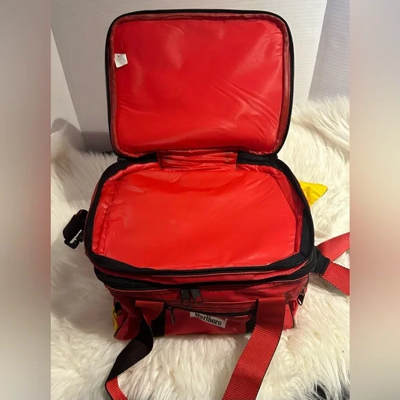 Retired MARLBORO Insulated Soft Lunchbox Red Lunch Bag 6 Pack Cooler 1990s - Picture 7 of 11